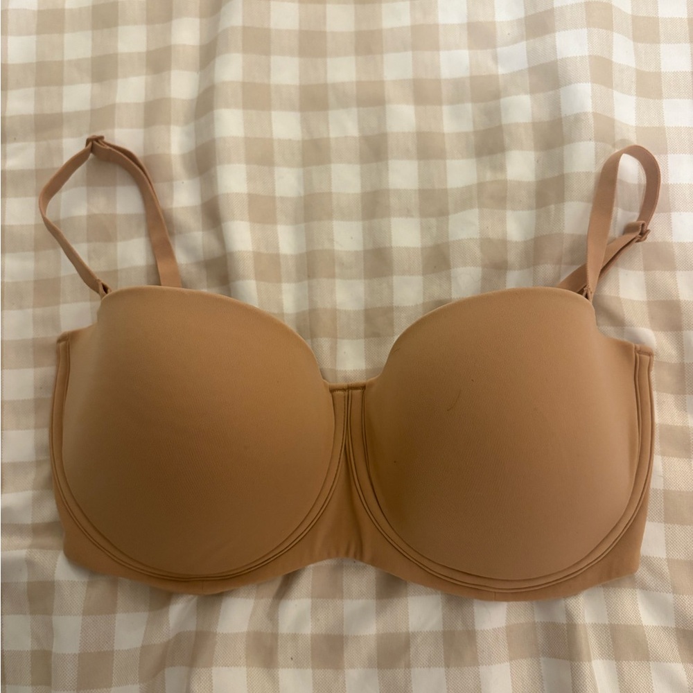 SKIMS Nude Strapless Bra